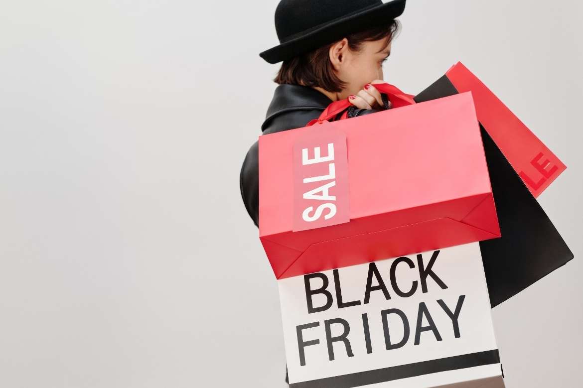 Why We Should Shop Online On Black Friday