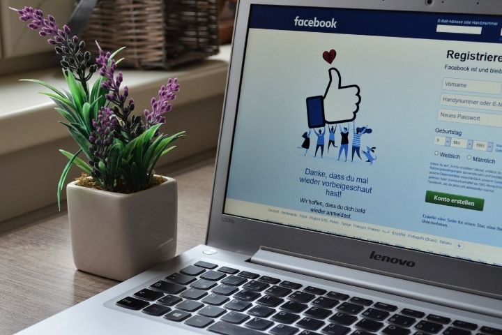 Eight Tips For An Effective Facebook Marketing Strategy