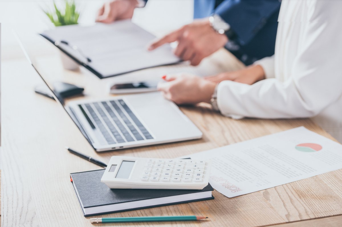 5 Reasons Why Outsource Document Management